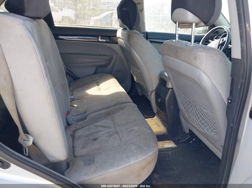 2012 KIA SORENTO VIN: 5XYKTDA20CG270559