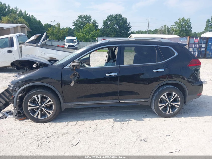 VIN 5N1AT2MV3HC761916 2017 NISSAN ROGUE SL