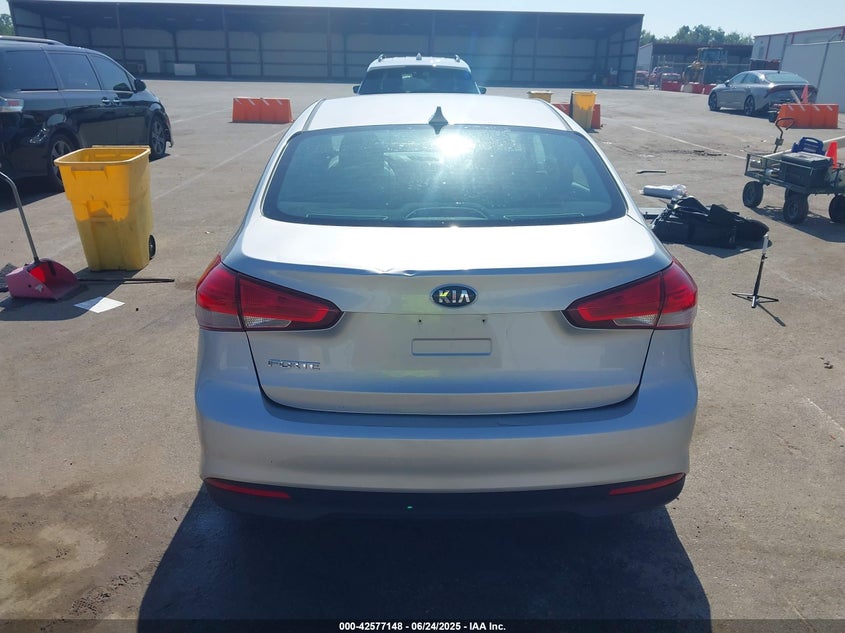 2018 KIA FORTE LX - 3KPFK4A79JE225081
