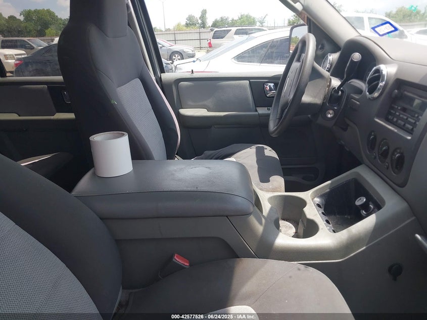 2006 FORD EXPEDITION VIN: 1FMPU15506LA00841