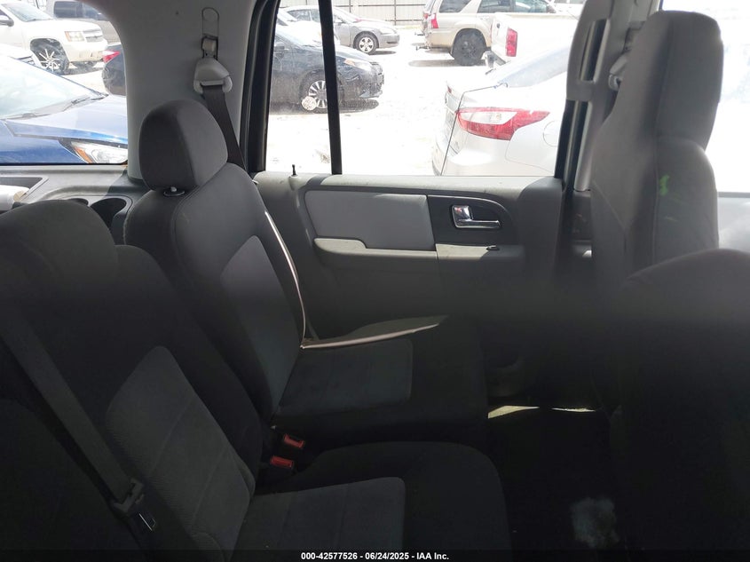2006 FORD EXPEDITION VIN: 1FMPU15506LA00841