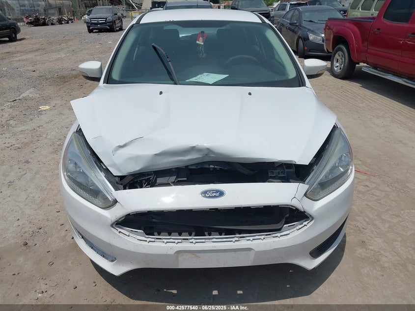 2015 FORD FOCUS SE - 1FADP3K23FL294942