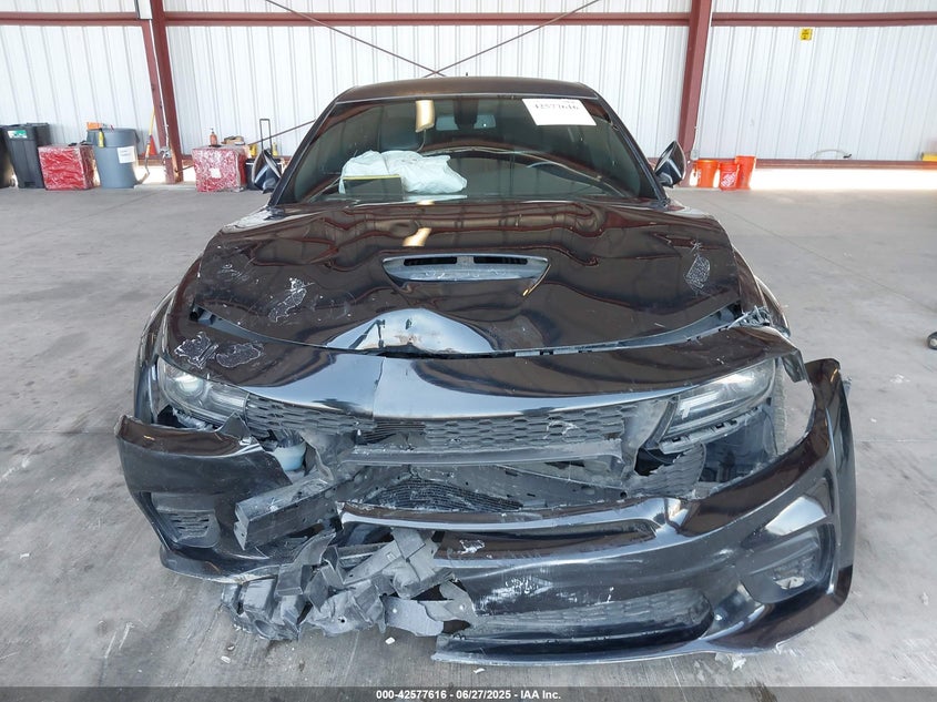 2017 Dodge Charger Daytona 392 Rwd VIN: 2C3CDXGJ8HH585110 Lot: 42577616