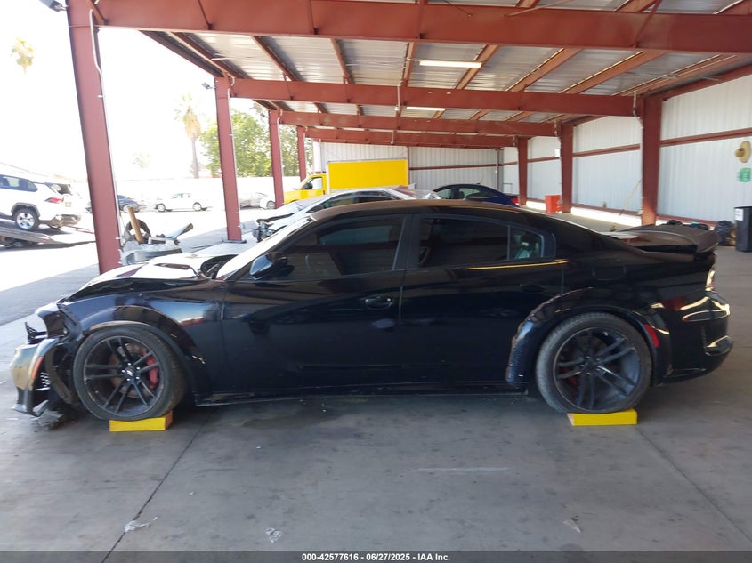 2017 Dodge Charger Daytona 392 Rwd VIN: 2C3CDXGJ8HH585110 Lot: 42577616