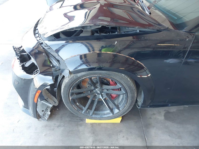 2017 Dodge Charger Daytona 392 Rwd VIN: 2C3CDXGJ8HH585110 Lot: 42577616