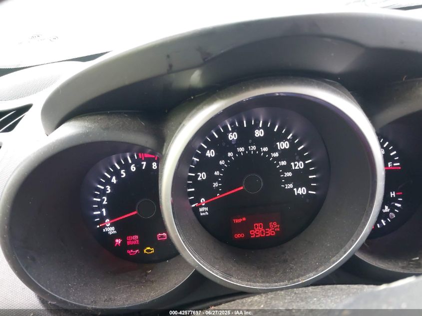 2012 Kia Soul + VIN: KNDJT2A61C7742929 Lot: 42577697