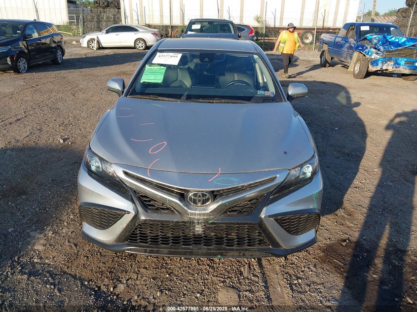 2021 TOYOTA CAMRY SE - 4T1G11AK8MU455884