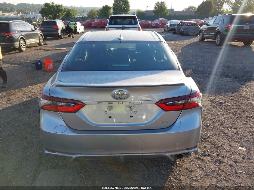 2021 TOYOTA CAMRY SE - 4T1G11AK8MU455884