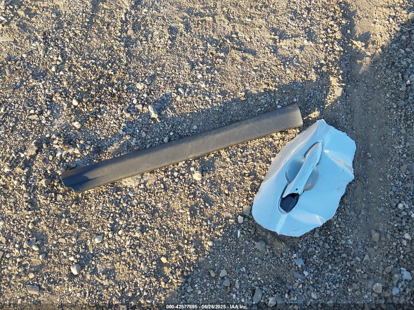 2021 TOYOTA CAMRY SE - 4T1G11AK8MU455884