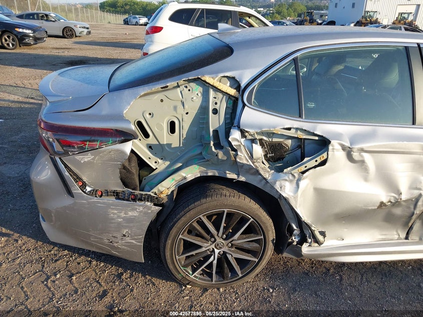 2021 TOYOTA CAMRY SE - 4T1G11AK8MU455884