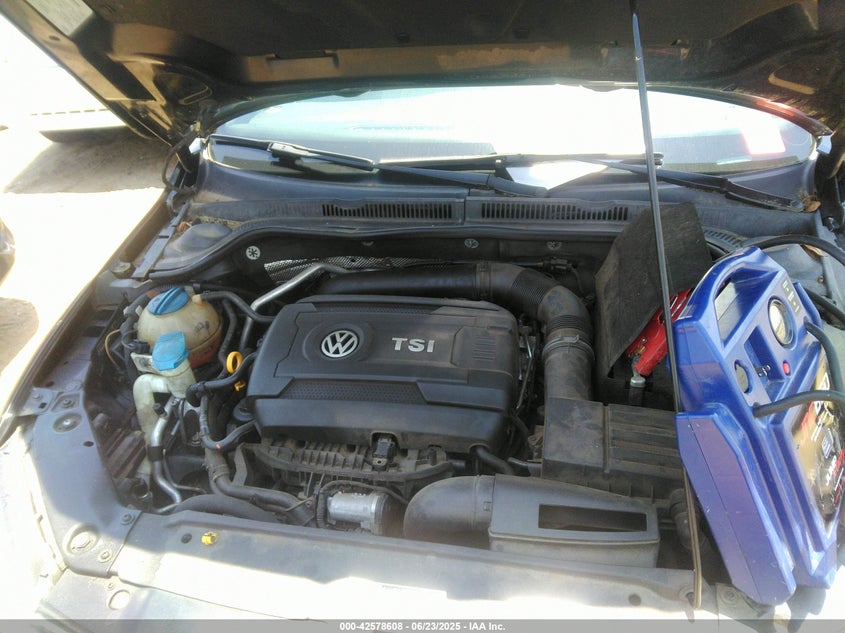 2015 VOLKSWAGEN JETTA VIN: 3VWD17AJ3FM403147