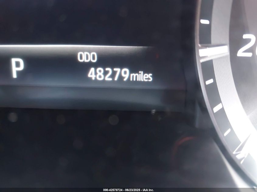 2021 Toyota Highlander - 5TDLZRBH2MS113445