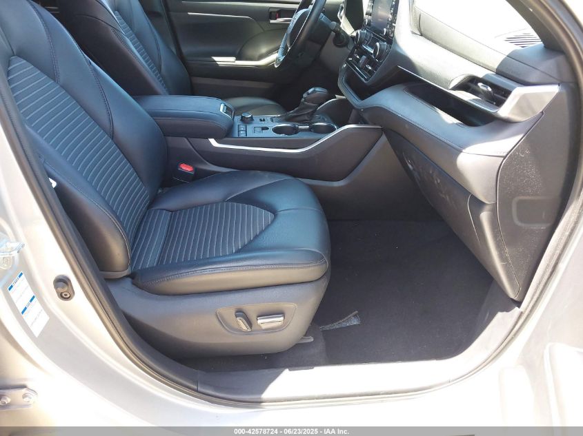 2021 Toyota Highlander - 5TDLZRBH2MS113445