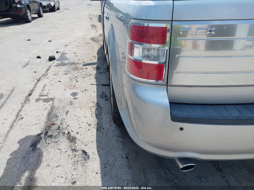 2011 FORD FLEX VIN: 2FMHK6DT5BBD34493