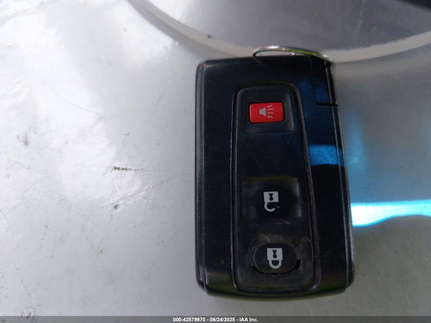 2006 TOYOTA PRIUS VIN: JTDKB20U467077620