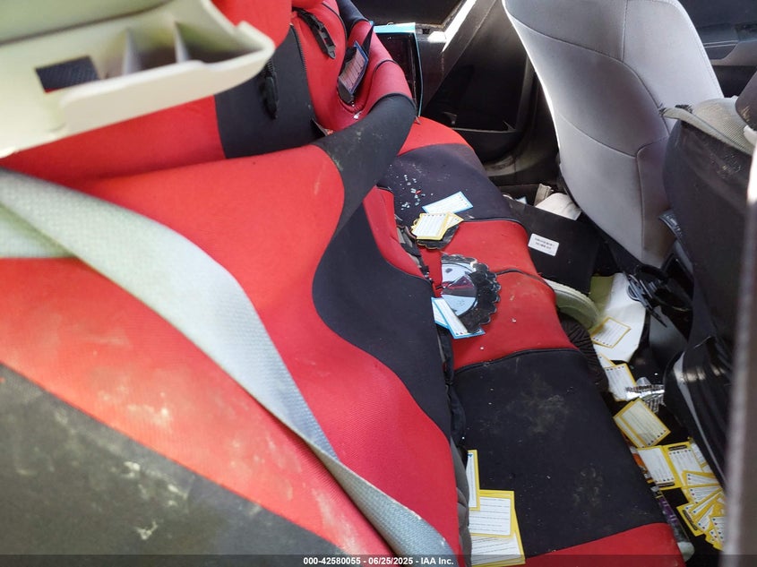 2015 TOYOTA COROLLA LE PLUS - 5YFBURHE3FP325466