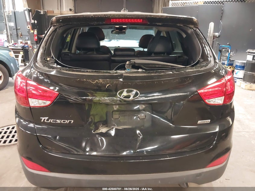 2015 HYUNDAI TUCSON VIN: KM8JTCAF5FU070381