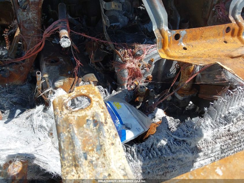 2001 Ford E-450 Cutaway Standard VIN: 1FDXE45F31HA86262 Lot: 42580821