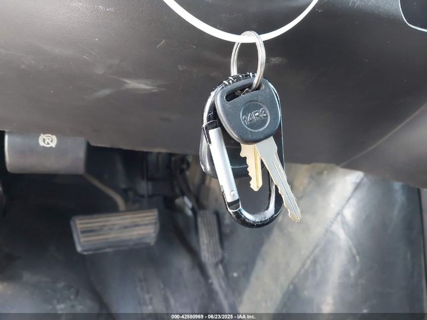 2005 Chevrolet Express VIN: 1GCGG25V451143738 Lot: 42580969