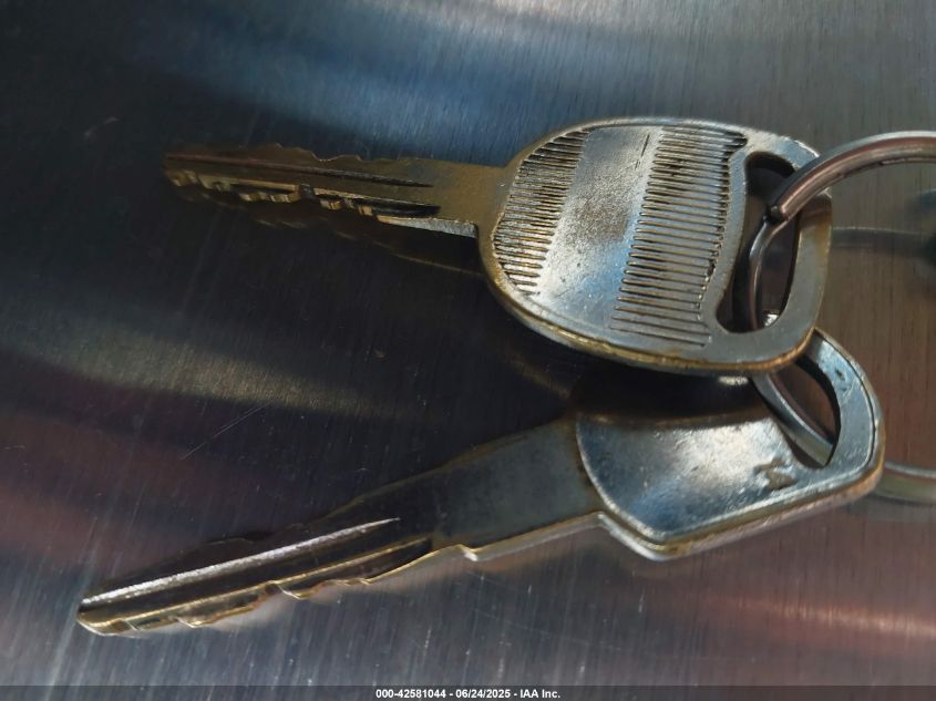 2006 Chevrolet Express Work Van VIN: 1GCFG15X561230038 Lot: 42581044