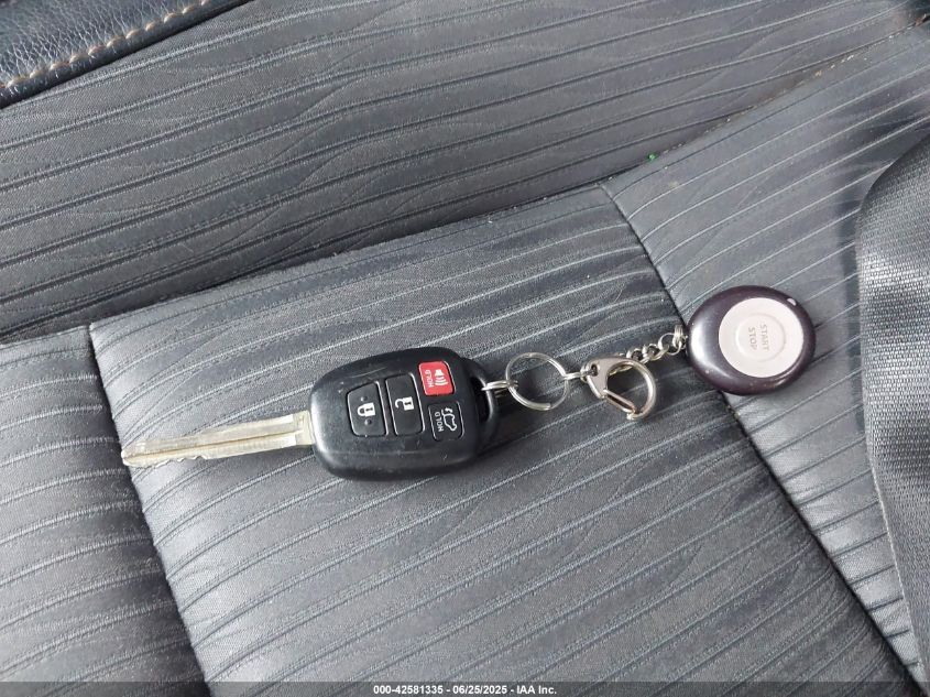 2014 Toyota Highlander Le/Le Plus VIN: 5TDBKRFH2ESO17617 Lot: 42581335