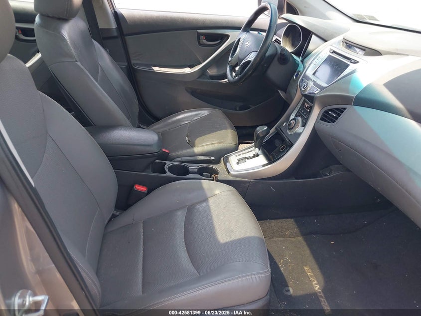 2011 HYUNDAI ELANTRA VIN: KMHDH4AE7BU158600
