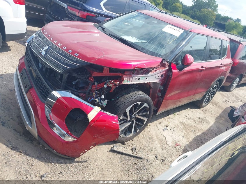 2023 Mitsubishi Outlander Se 2.5 S-Awc red suv gasoline JA4J4UA87PZ022985 photo #3