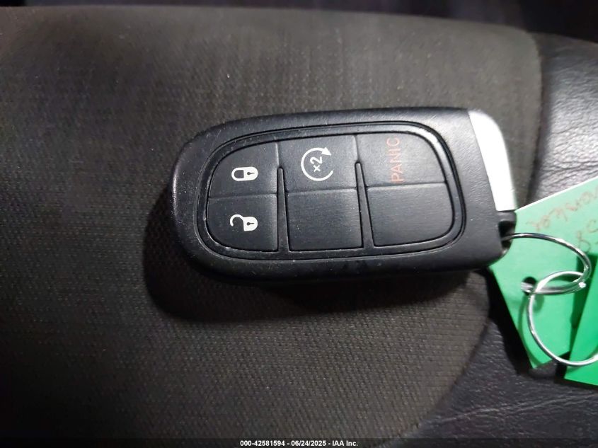 2018 Jeep Cherokee Latitude Plus 4X4 VIN: 1C4PJMLB0JD612922 Lot: 42581594