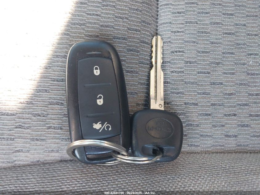 2003 Toyota Camry Le V6 VIN: 4T1BF32K53U565795 Lot: 42581700