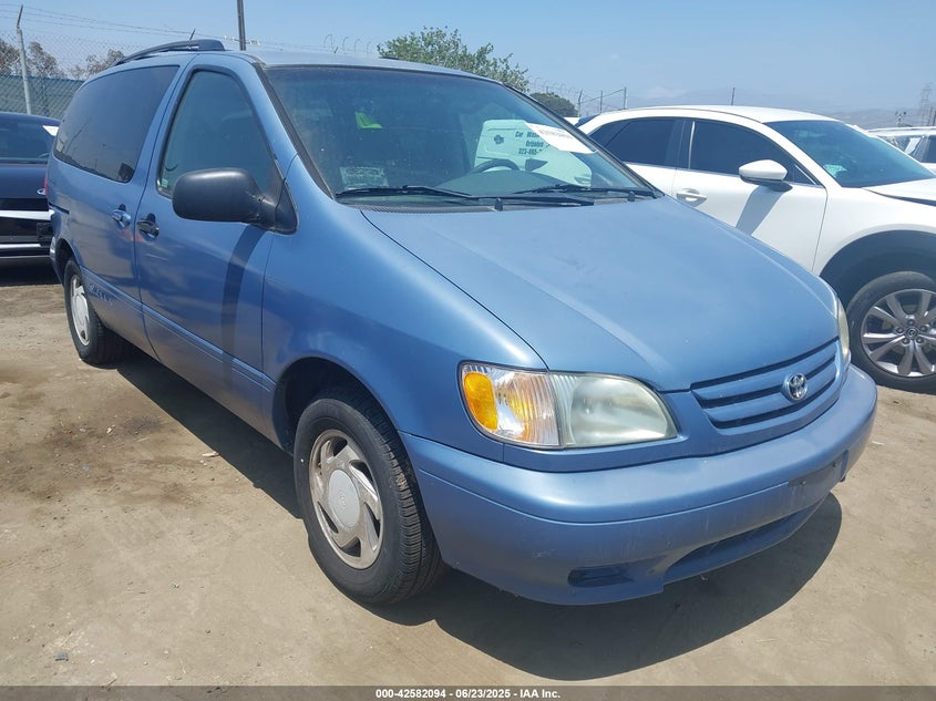 4T3ZF13C33U518024 2003 Toyota Sienna Le auction photo 1