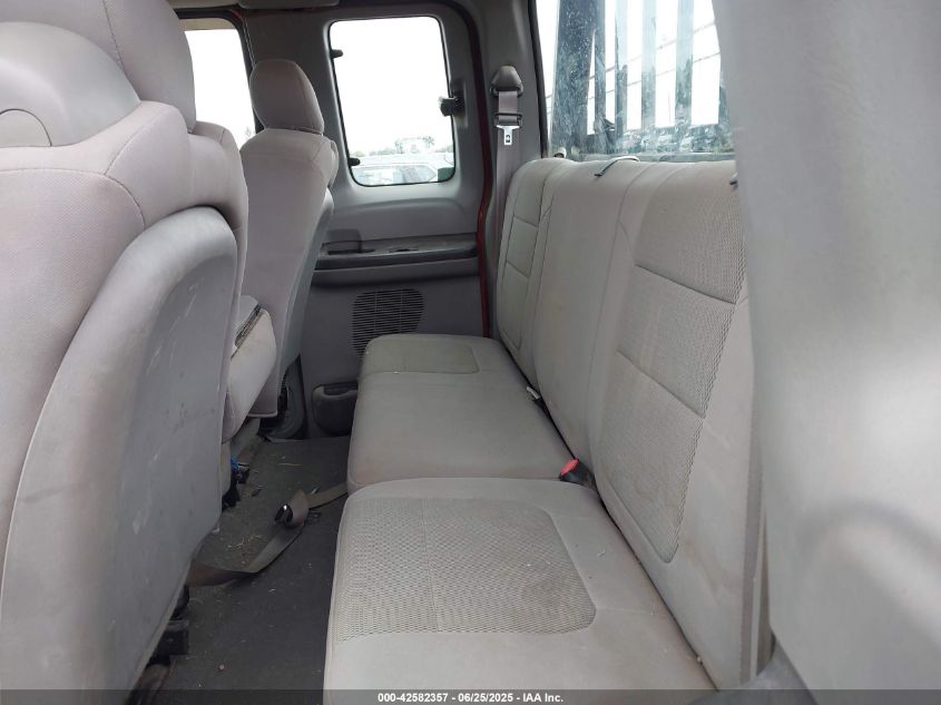 2006 Ford F350 VIN: 1FDWX37P56EC93542 Lot: 42582357