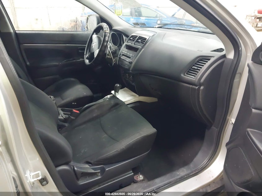 2013 MITSUBISHI OUTLANDER SPORT ES - 4A4AR3AU1DE022958