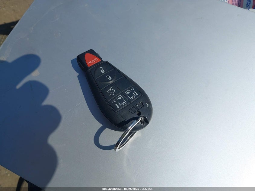 2016 Chrysler Town & Country Touring VIN: 2C4RC1BG3GR268961 Lot: 42582653