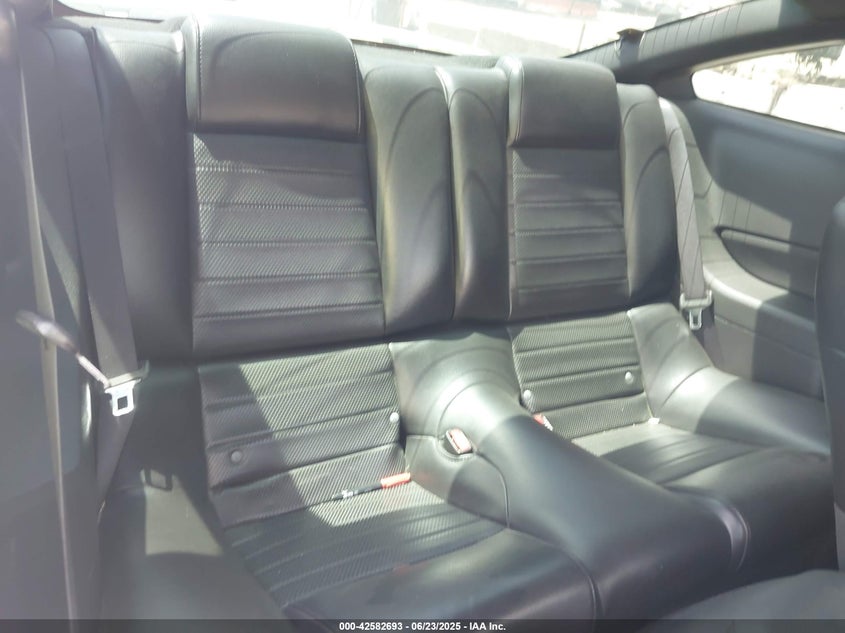 2006 FORD MUSTANG VIN: 1ZVHT82H365238039