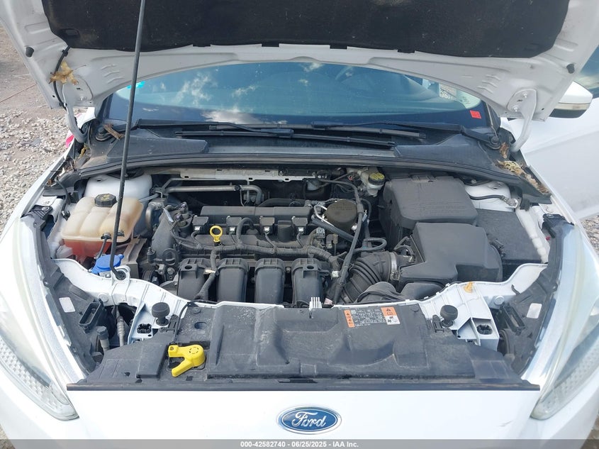 2015 FORD FOCUS SE - 1FADP3F2XFL335884