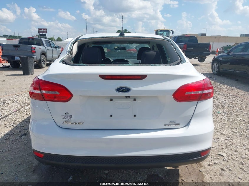 2015 FORD FOCUS SE - 1FADP3F2XFL335884
