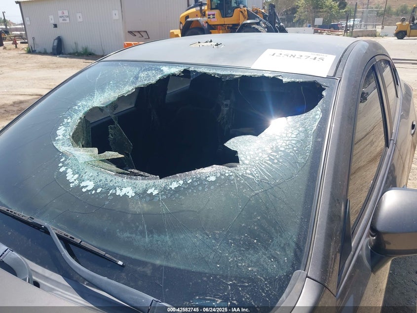 2014 MAZDA MAZDA3 I SPORT - JM1BM1U70E1139945