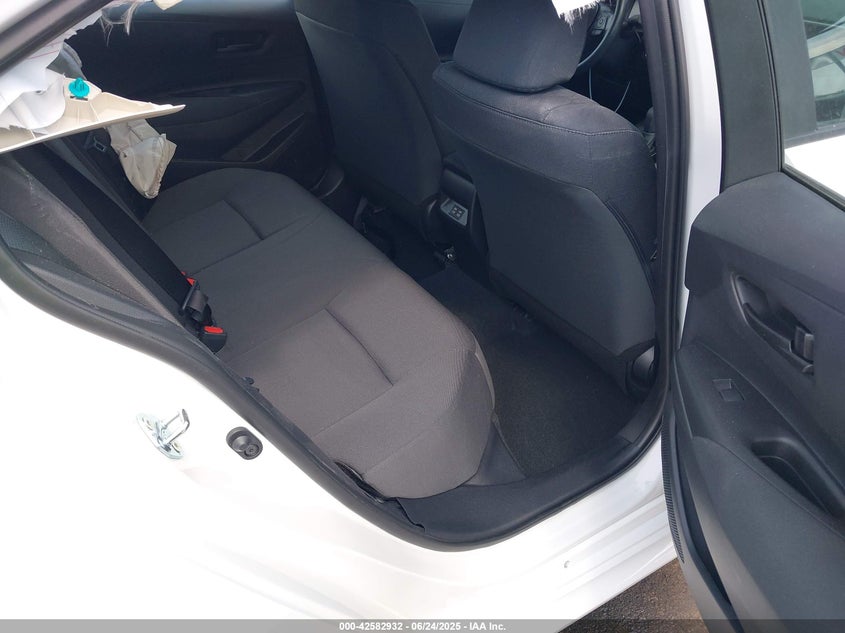 2025 TOYOTA COROLLA LE - 5YFB4MDE8SP291415