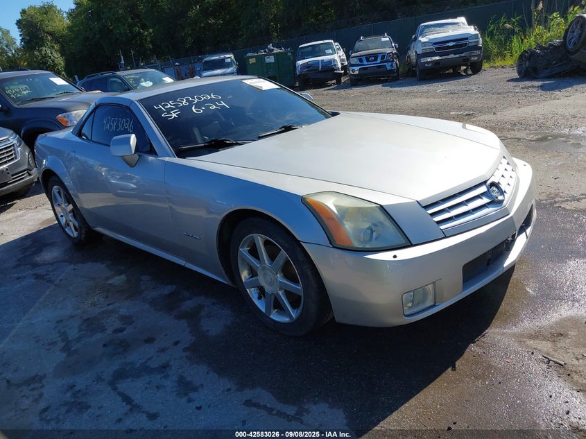 1G6YV34A845603637 2004 Cadillac Xlr Standard auction photo 1