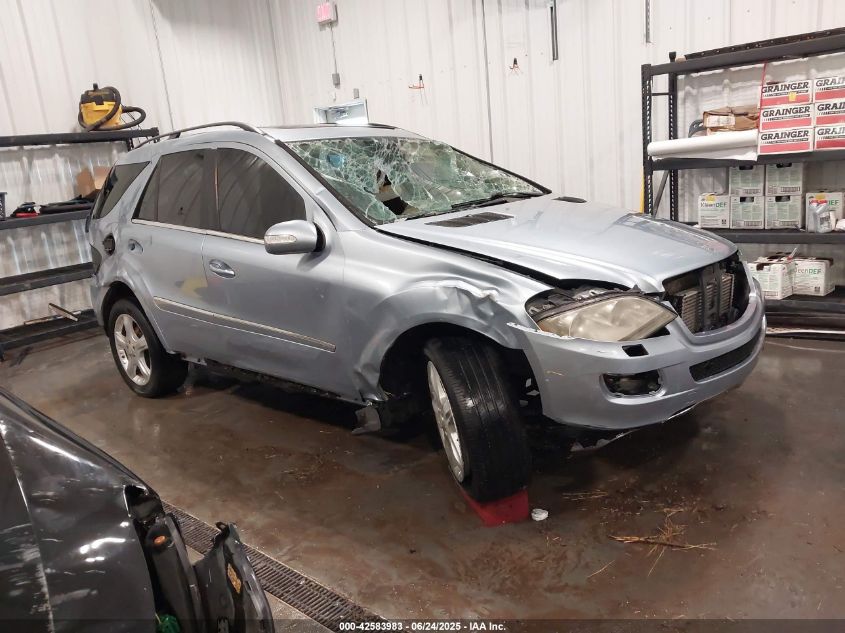 2008 Mercedes-Benz Ml 320 Cdi 4Matic blue suv diesel 4JGBB22E38A372943 photo #1