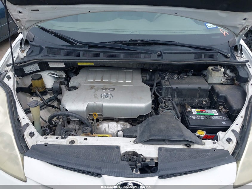 2010 Toyota Sienna Ce VIN: 5TDKK4CCXAS318979 Lot: 42584099