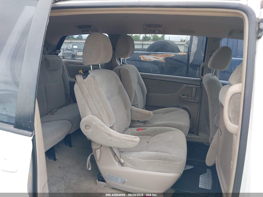 2010 Toyota Sienna Ce VIN: 5TDKK4CCXAS318979 Lot: 42584099