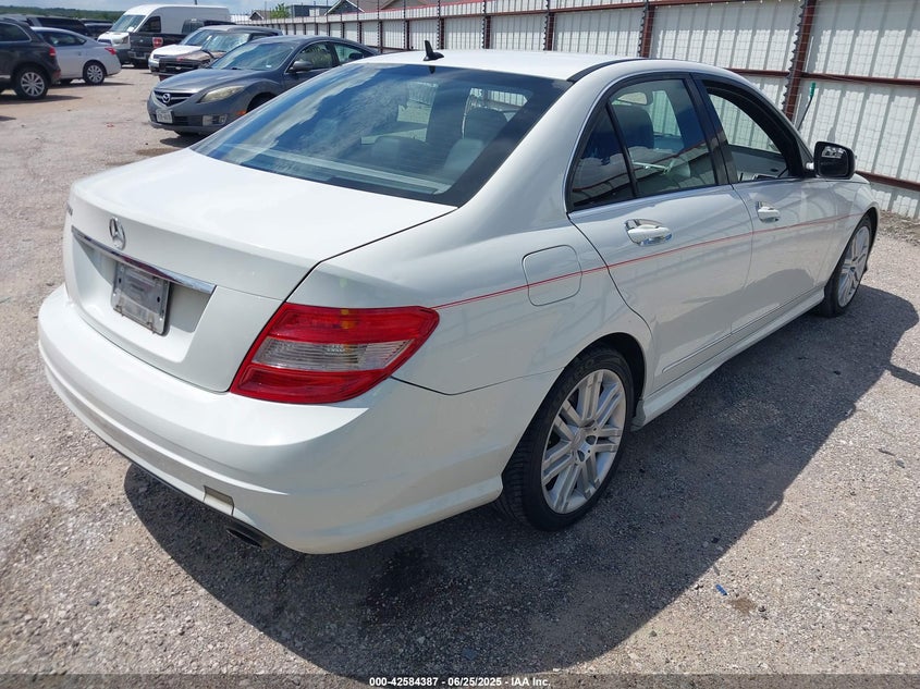 2008 MERCEDES-BENZ C 300 VIN: WDDGF54X28F155326