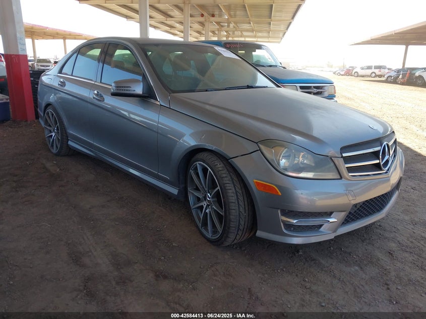 2013 MERCEDES-BENZ C 250 VIN: WDDGF4HBXDA869088