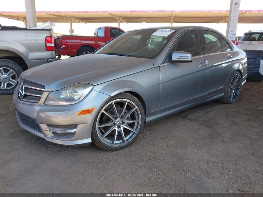 2013 MERCEDES-BENZ C 250 VIN: WDDGF4HBXDA869088