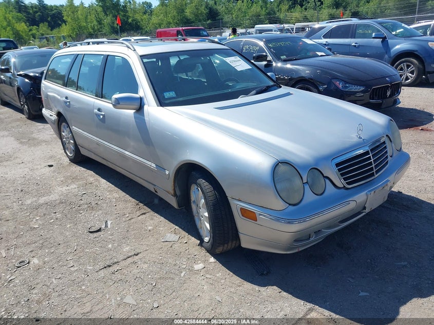 WDBJH82JXYX039228 2000 Mercedes-Benz E 320 4M auction photo 1