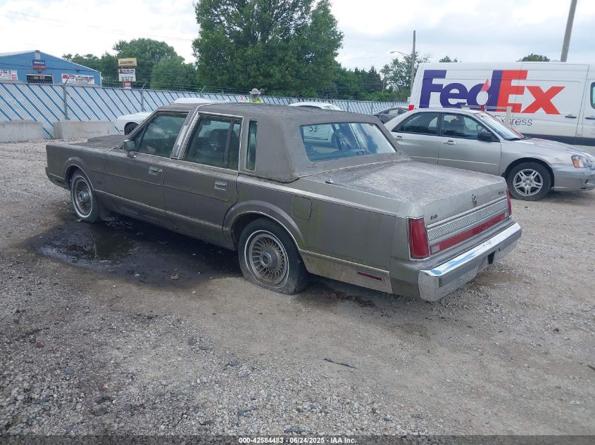 1LNBM83F0KY600822 1989 LINCOLN TOWN CAR photo no. 3