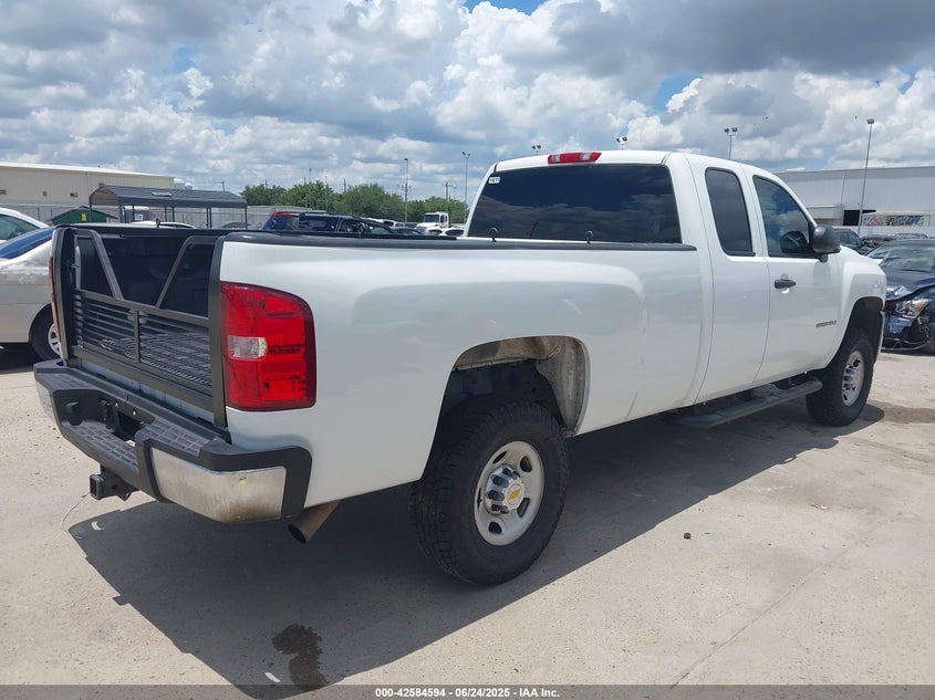 1GCHC49K99E144927 2009 CHEVROLET SILVERADO photo no. 4