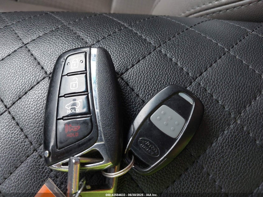 2013 HYUNDAI SANTA FE SPORT - 5XYZUDLB1DG073068