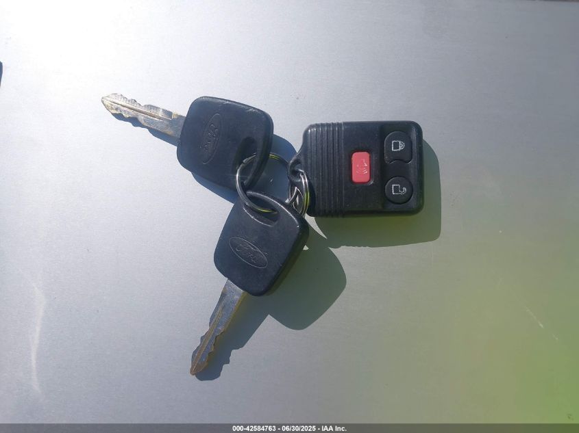 2002 Ford F150 VIN: 1FTRX18L22KA57735 Lot: 42584763